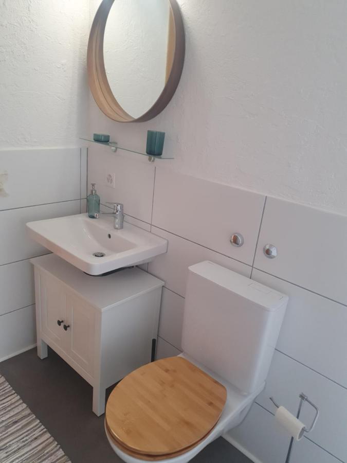 קרויצלינגן Ferienwohnung Mit Ausblick מראה חיצוני תמונה
